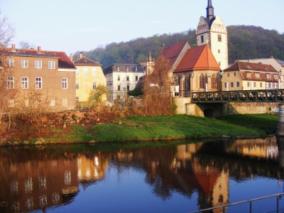 Marienkirche mit Brücke 03.jpg