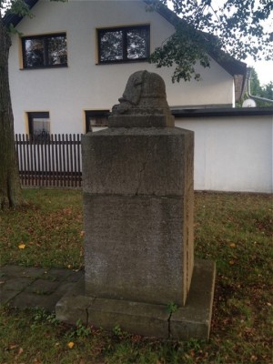 Denkmal.JPG