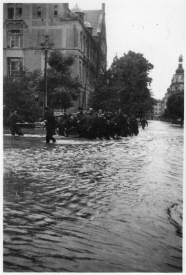 Hochwasser 1954 Gutenbergstrasse_1.jpg