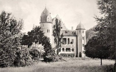 villa_jahr1.jpg