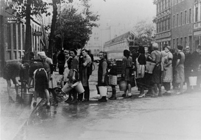 wasser_holen.jpg
